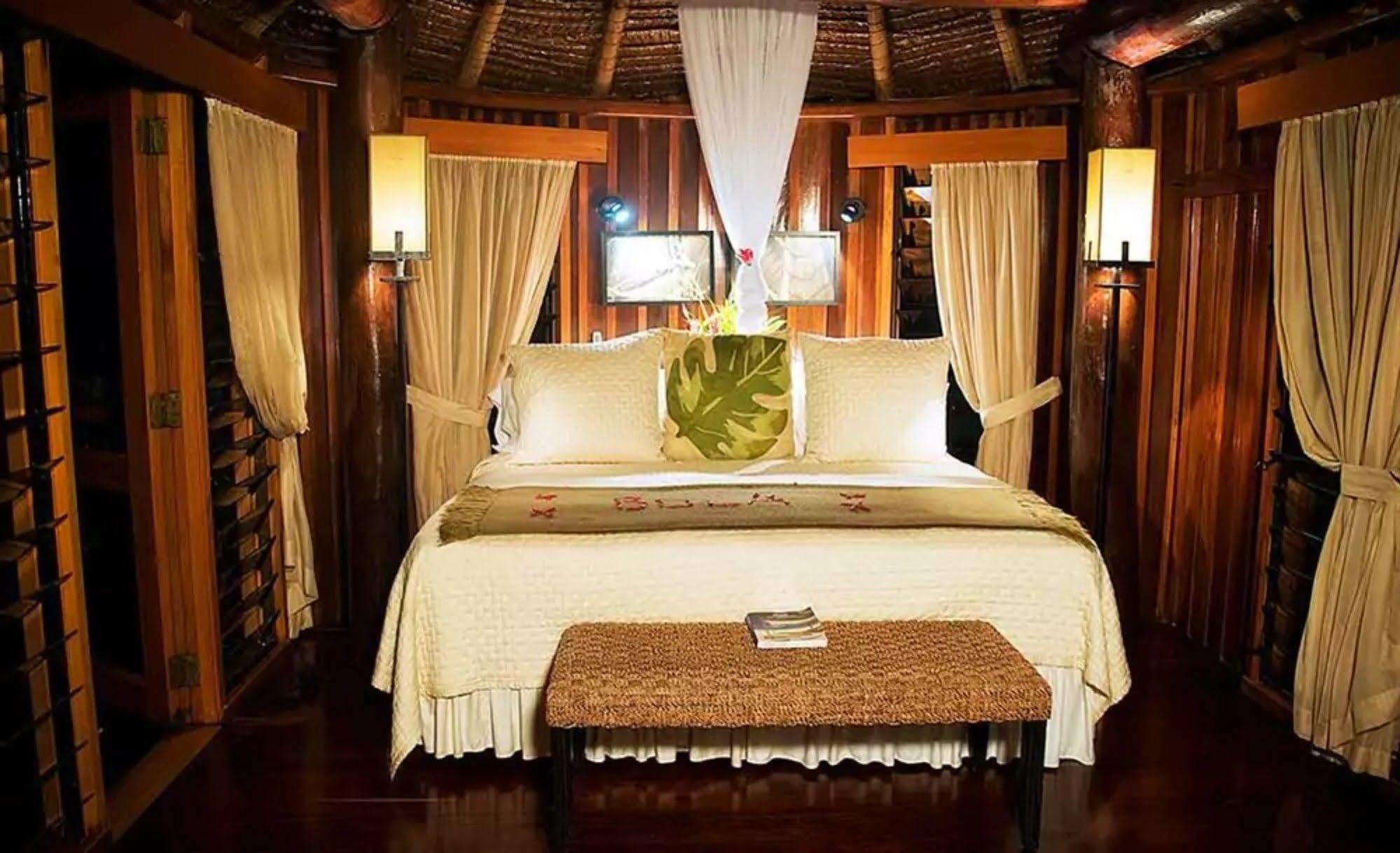 Namale Resort And Spa Savusavu Bagian luar foto